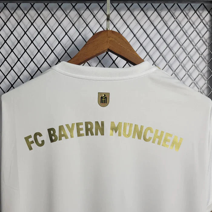 Maillot Bayern Munich saison
2022-2023 extérieur