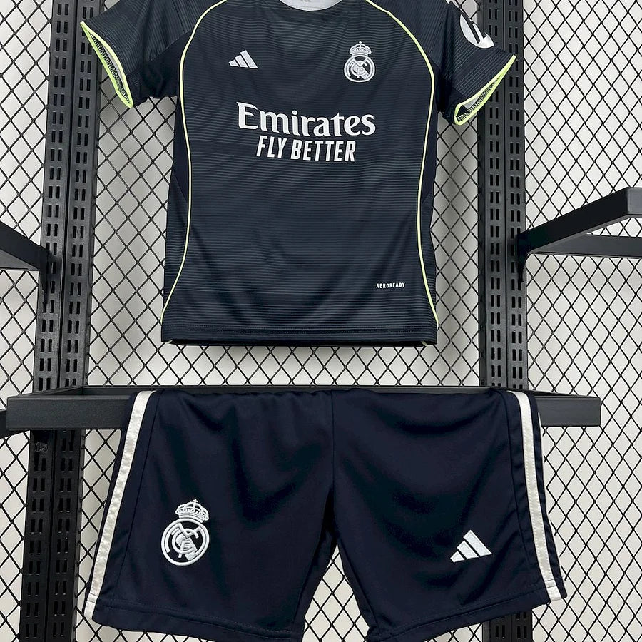 Kit Enfant Real Madrid Extérieur 2025-2026