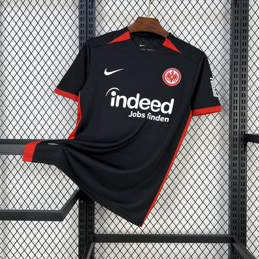 Eintracht Francfort
Exterieur 2024/2025