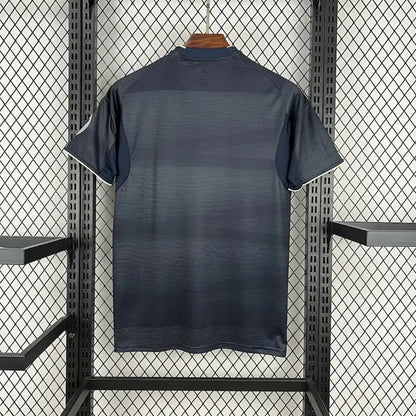 Maillot Real Madrid Extérieur 2025/2026