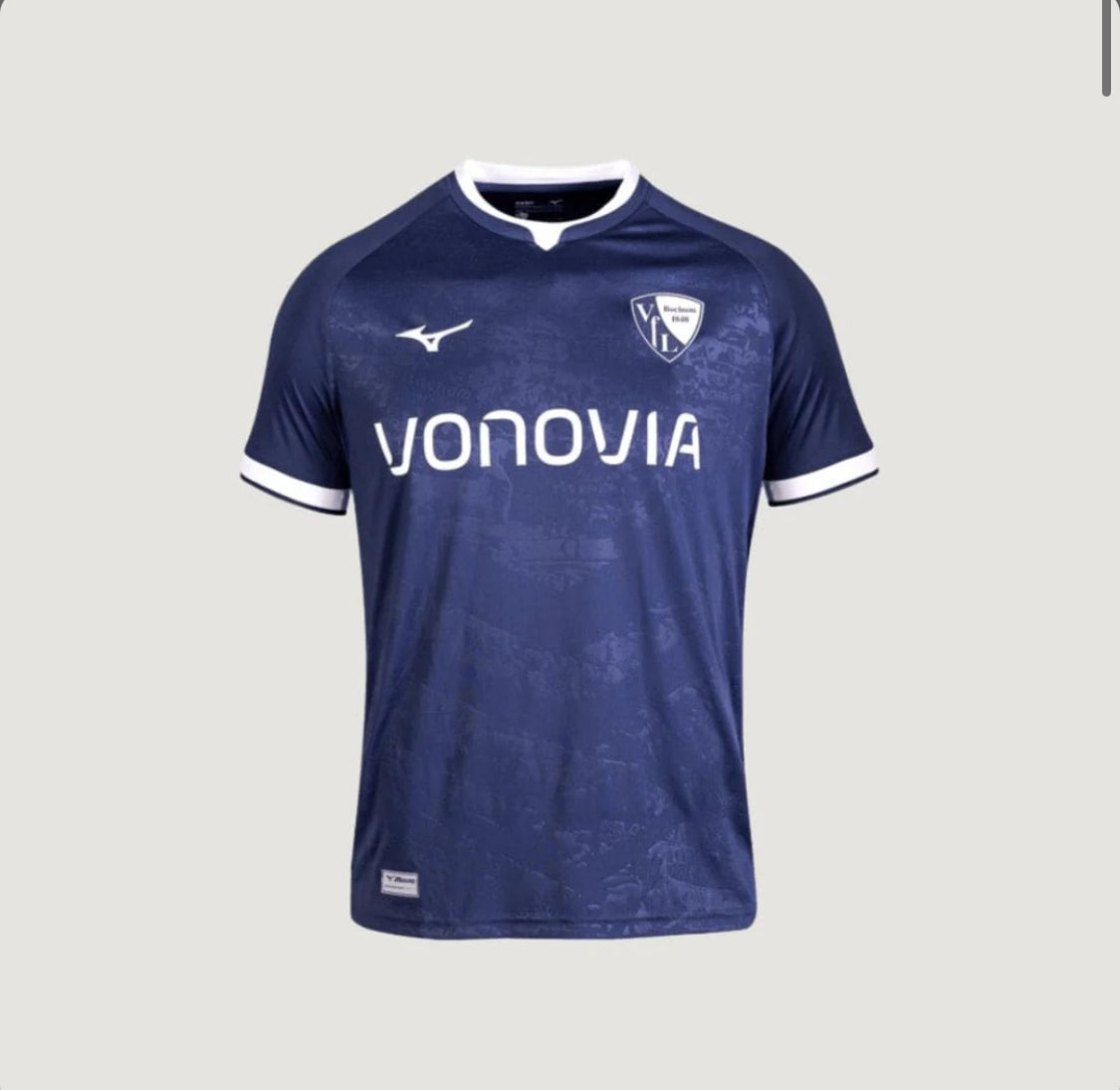 VFL BOCHUM - MAILLOT
DOMICILE 24/25 - BLEU
MARINE