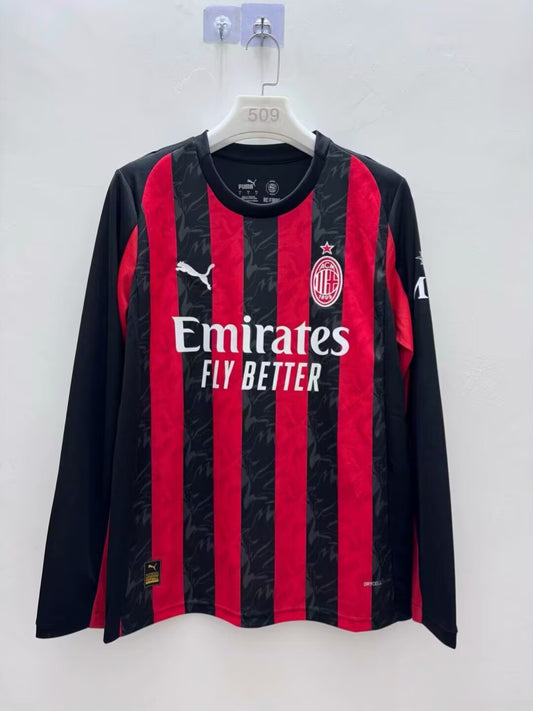 Milan AC Domicile
Manches Longues
2025/2026