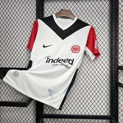 Eintracht Francfort
Domicile 2024/2025